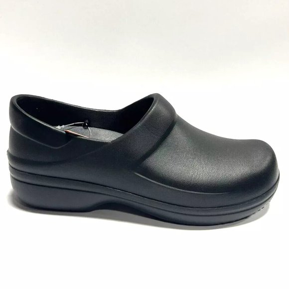 Crocs Women's Neria Pro II Slip Resistant Clog Black, Size 9 - Picture 1 of 6